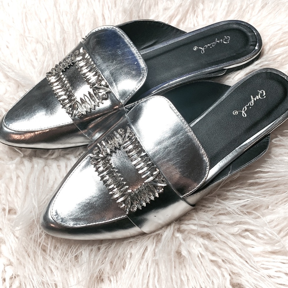 Qupid Women's SWIRL-104 Mule Silver 8.5 US - Picture 2 of 7